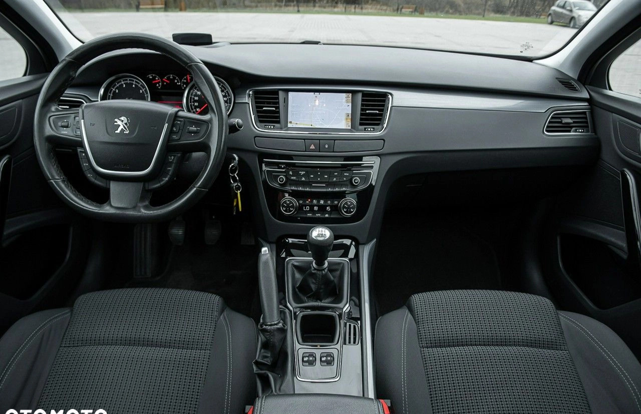 Peugeot 508 cena 32700 przebieg: 127000, rok produkcji 2013 z Bobolice małe 466